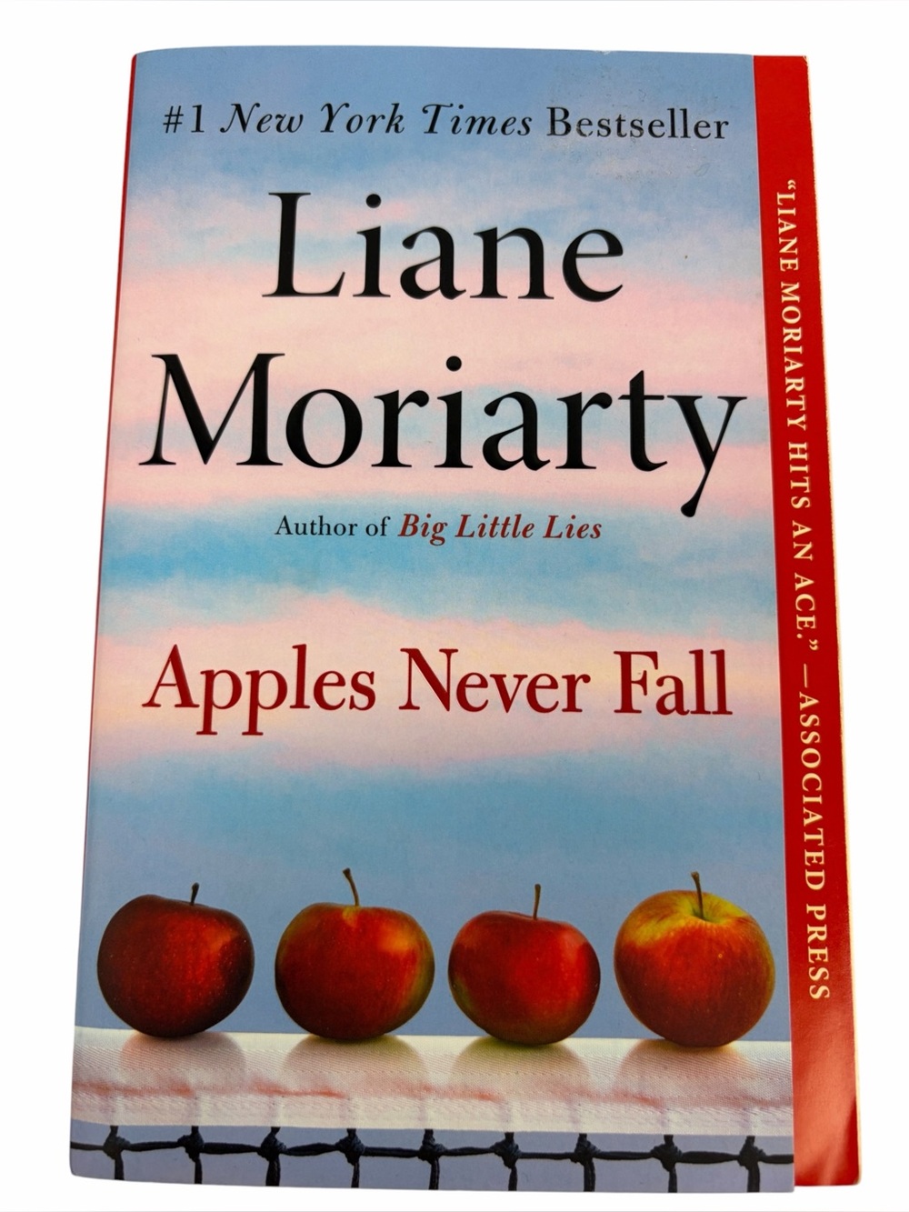 ✨3/$21✨ Liane Moriarty Apples Never Fall Paperback Novel Big Little Lies Author
